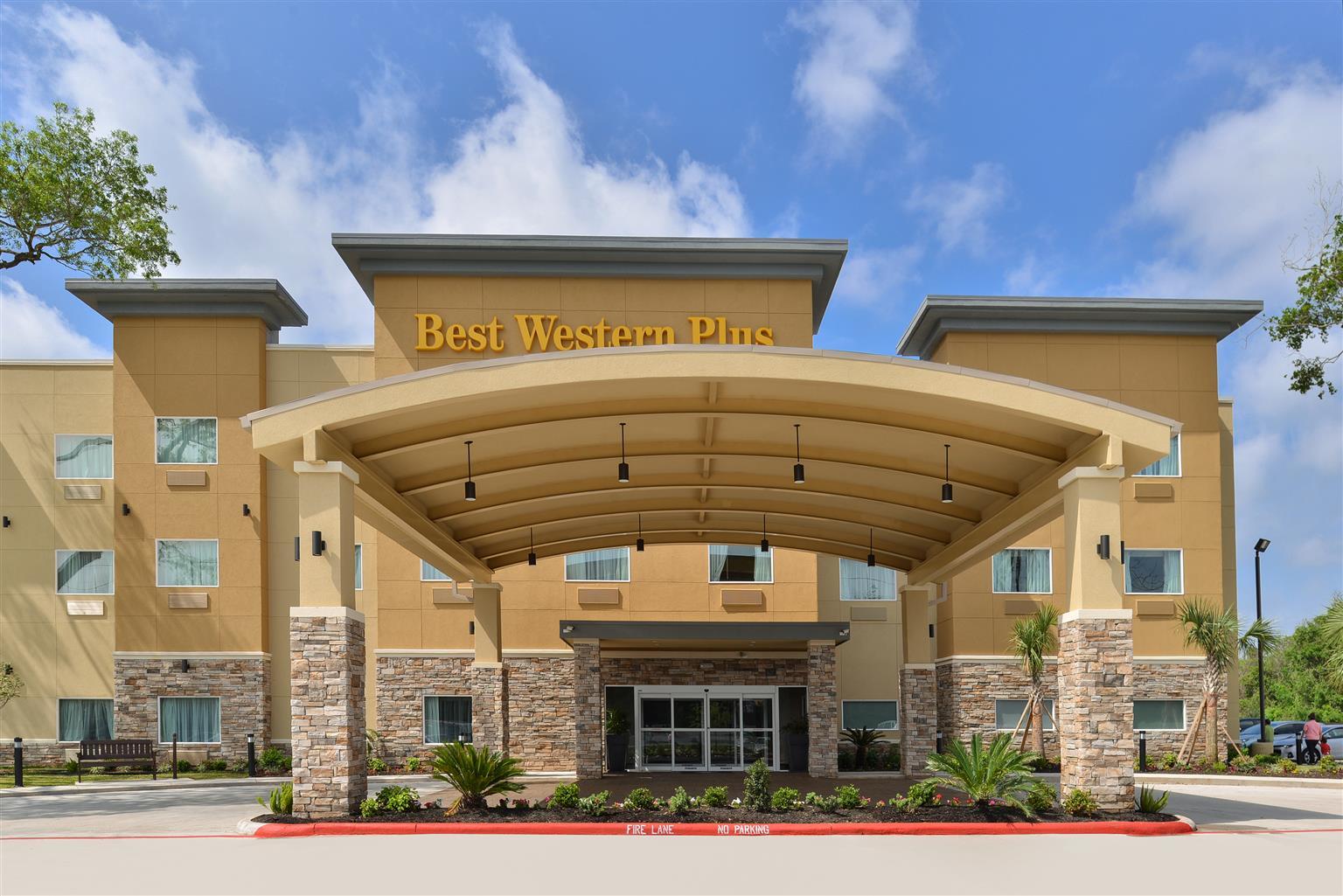 Hotel Western Jackson & Lake Jackson